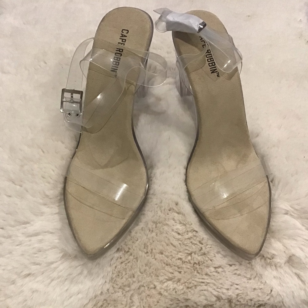 Cape Robbin Riesling heels